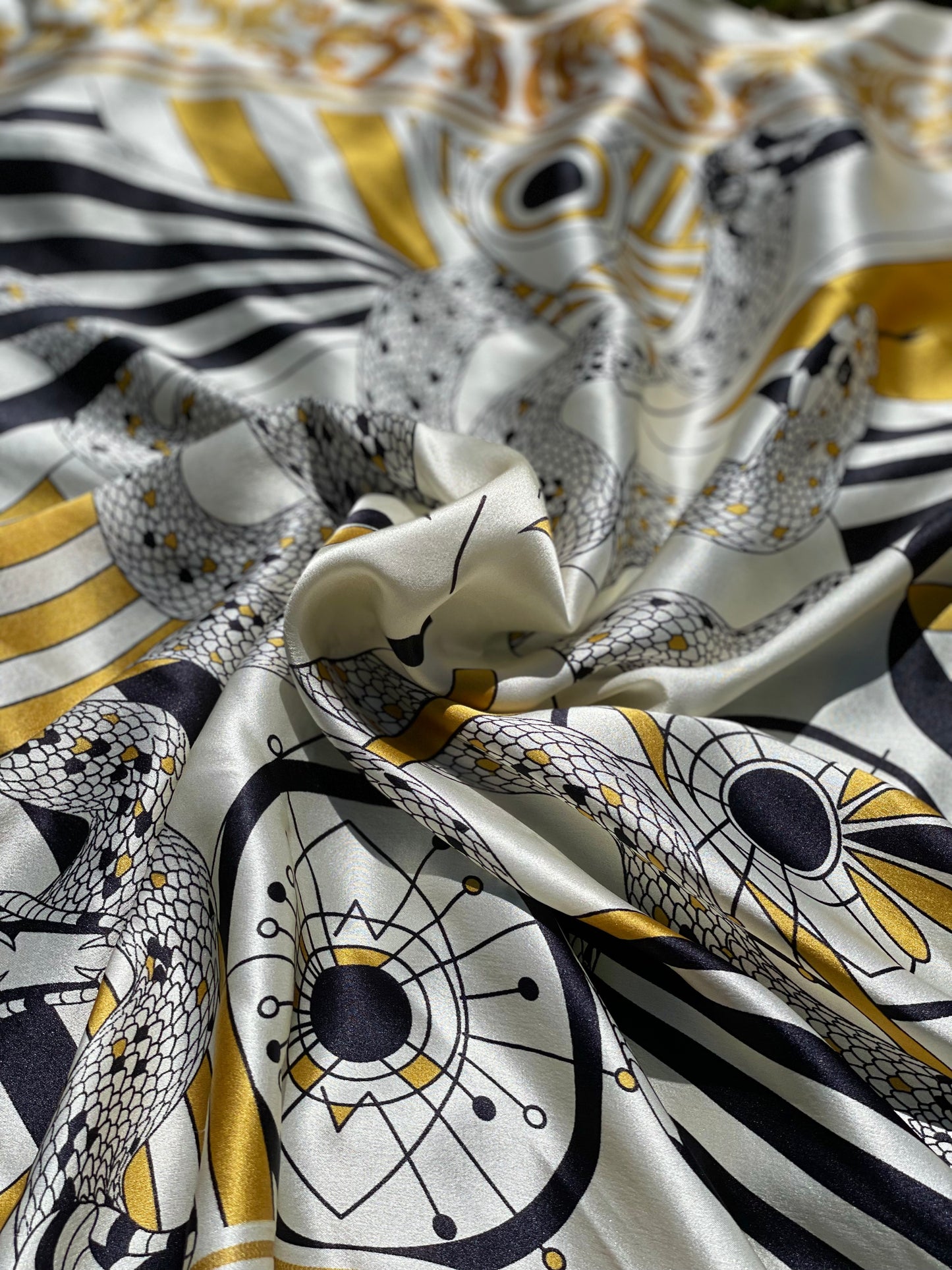 100% SILK FOULARD GOLD